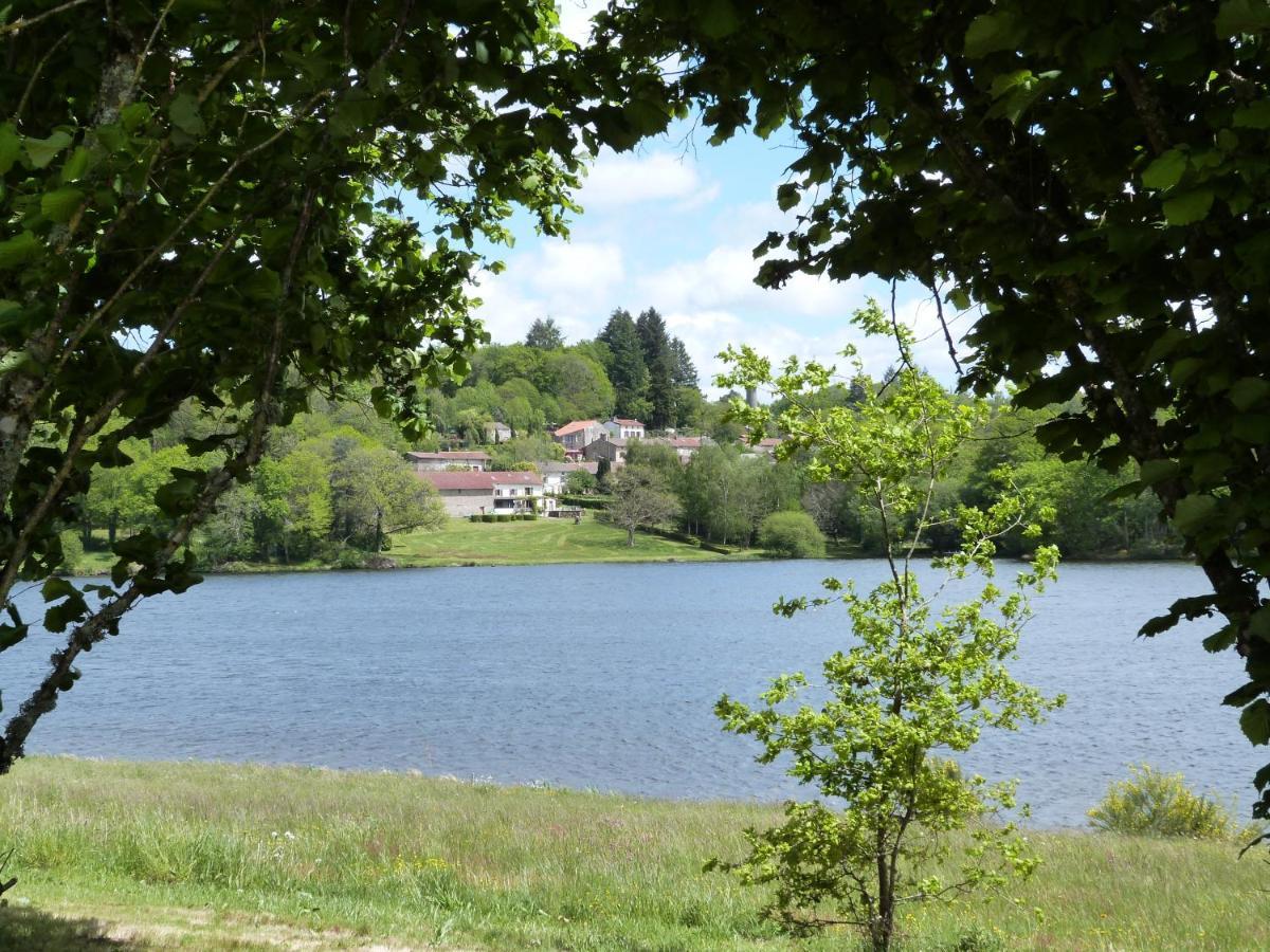 Domaine Des Hameaux Du Lac - Bg Saint-Pardoux-lʼOrtigier Esterno foto